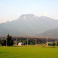 有明山